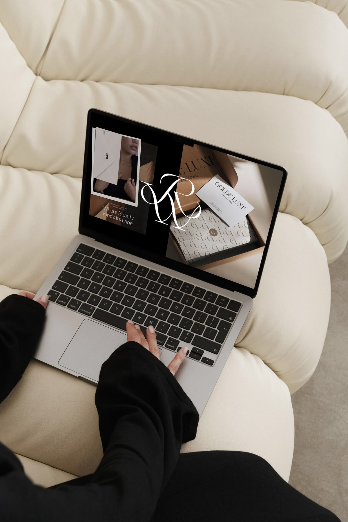 Image service création de site internet pour les artisans et entreprise du Gers et Tarn-et-Garonne avec l'agence com'postelle